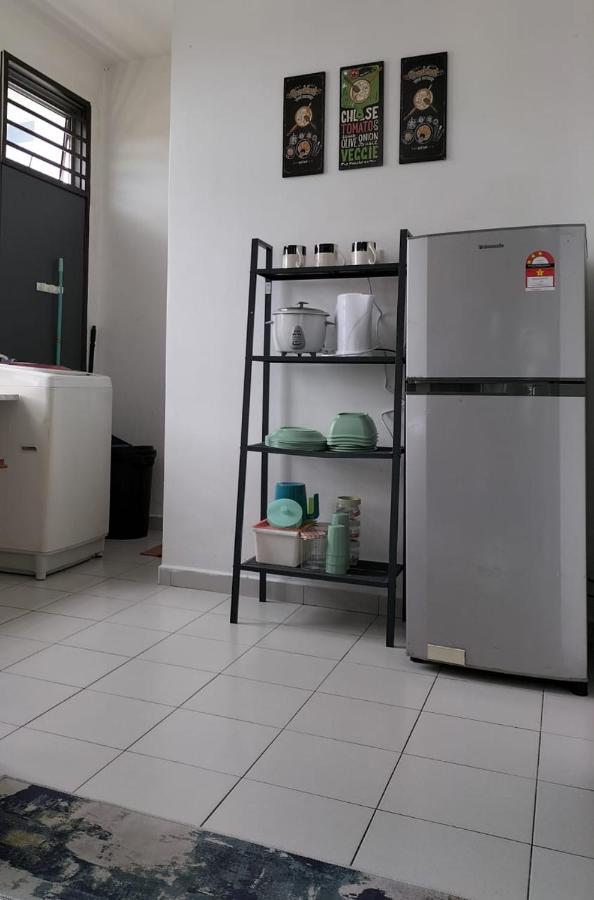 Iris 55 Corner Lot House Spacious Outdoor With Wi-Fi Johor Bahru Eksteriør bilde